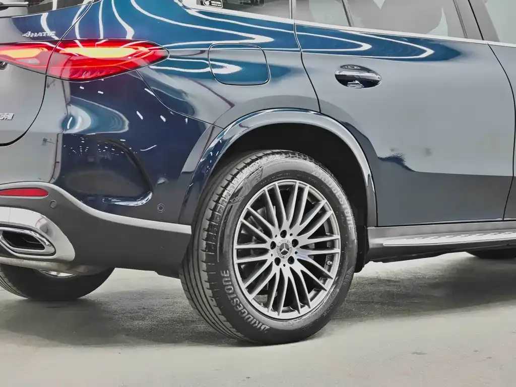 Mercedes-Benz GLC 2024 из CN, фото 4