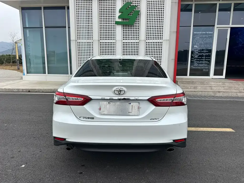 Toyota Camry 2022 из CN, фото 6