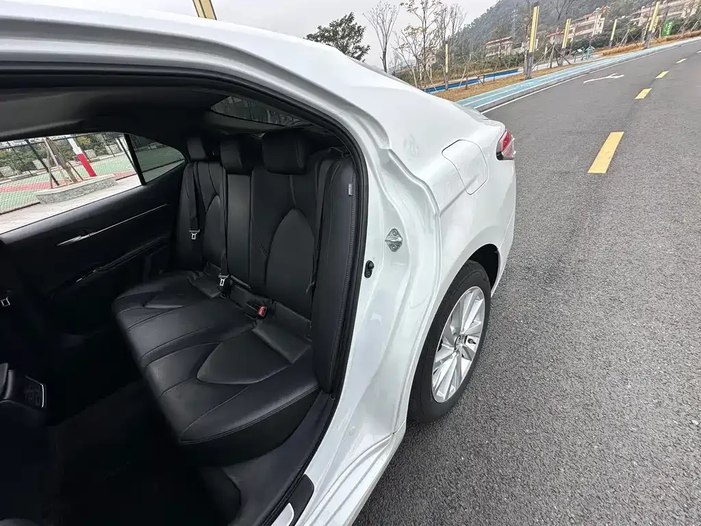 Toyota Camry 2022 из CN, фото 7