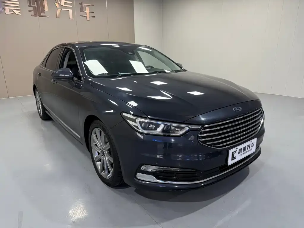 Ford Taurus 2021 из CN, фото 2