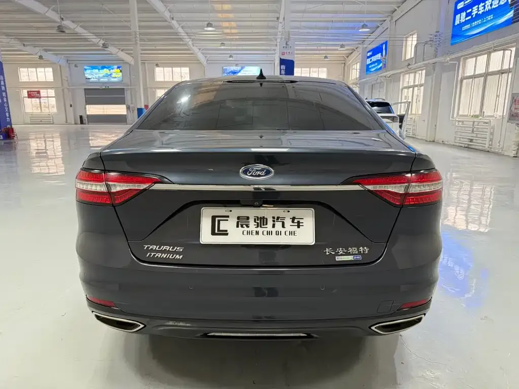 Ford Taurus 2021 из CN, фото 9