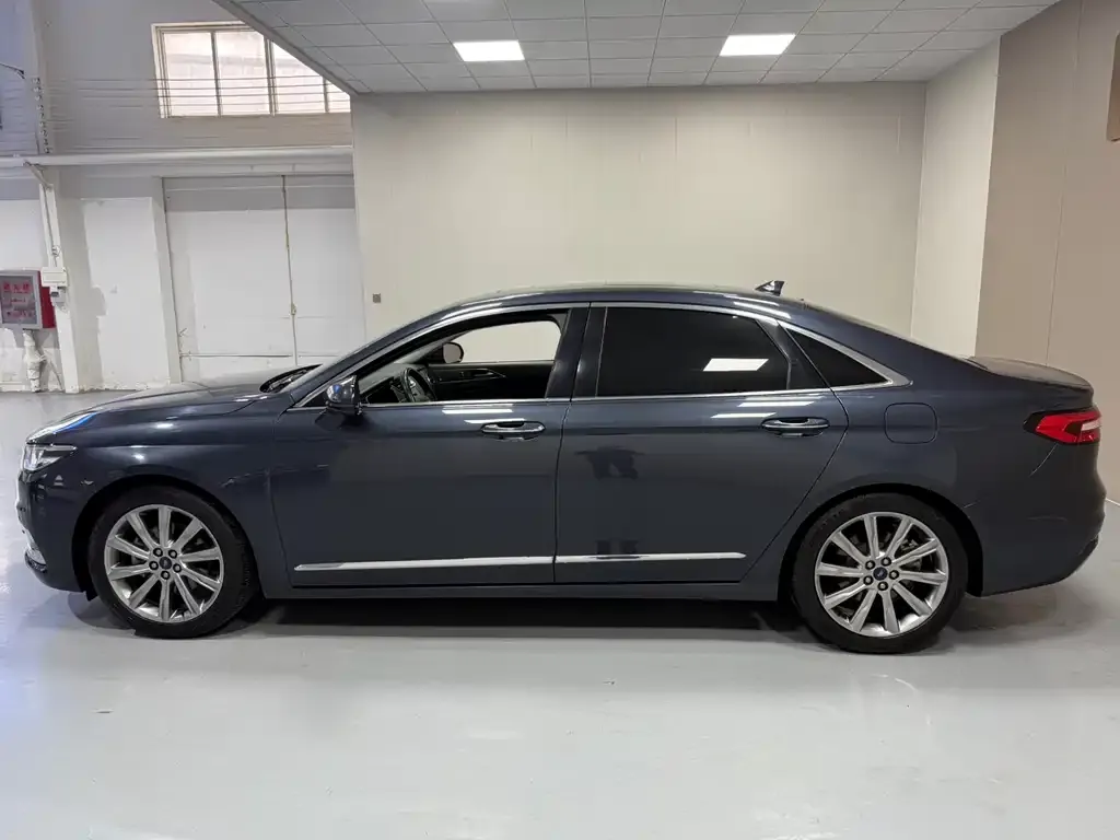 Ford Taurus 2021 из CN, фото 8