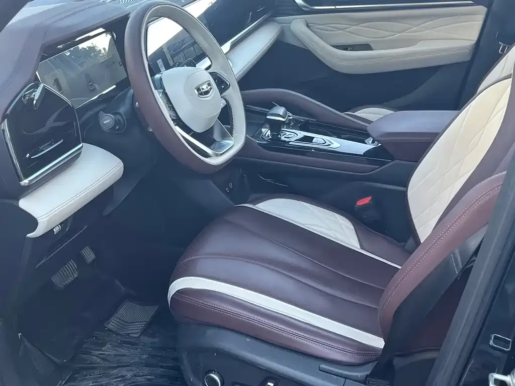 Geely Xingyue L 2022 из CN, фото 2