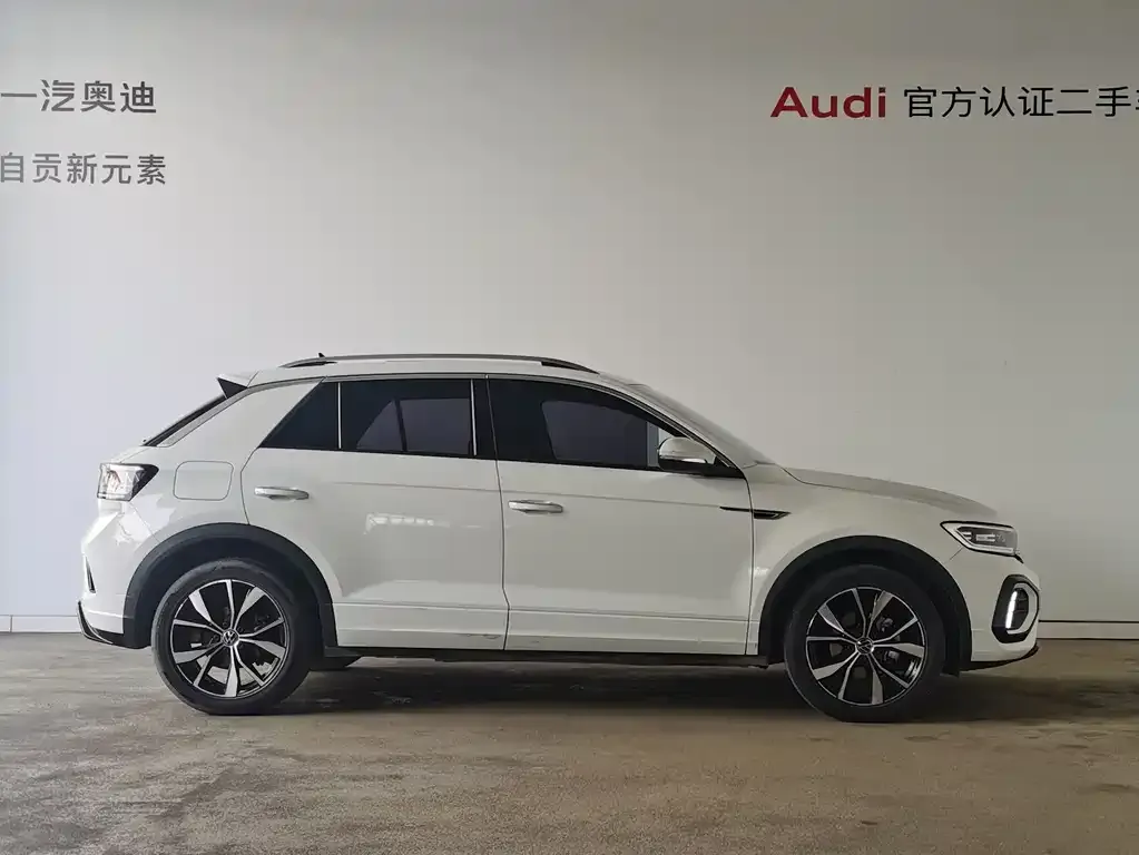 Volkswagen T-Roc 2023 из CN, фото 9