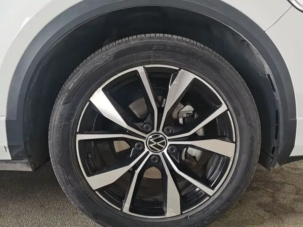 Volkswagen T-Roc 2023 из CN, фото 7