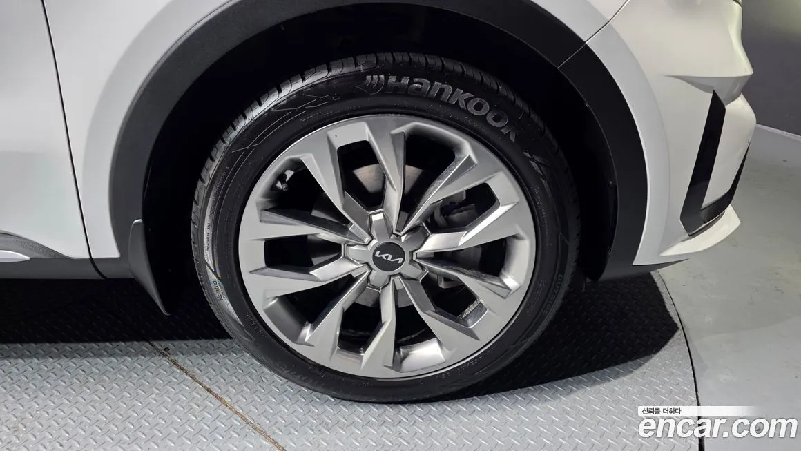 Kia Sorento — фото 10
