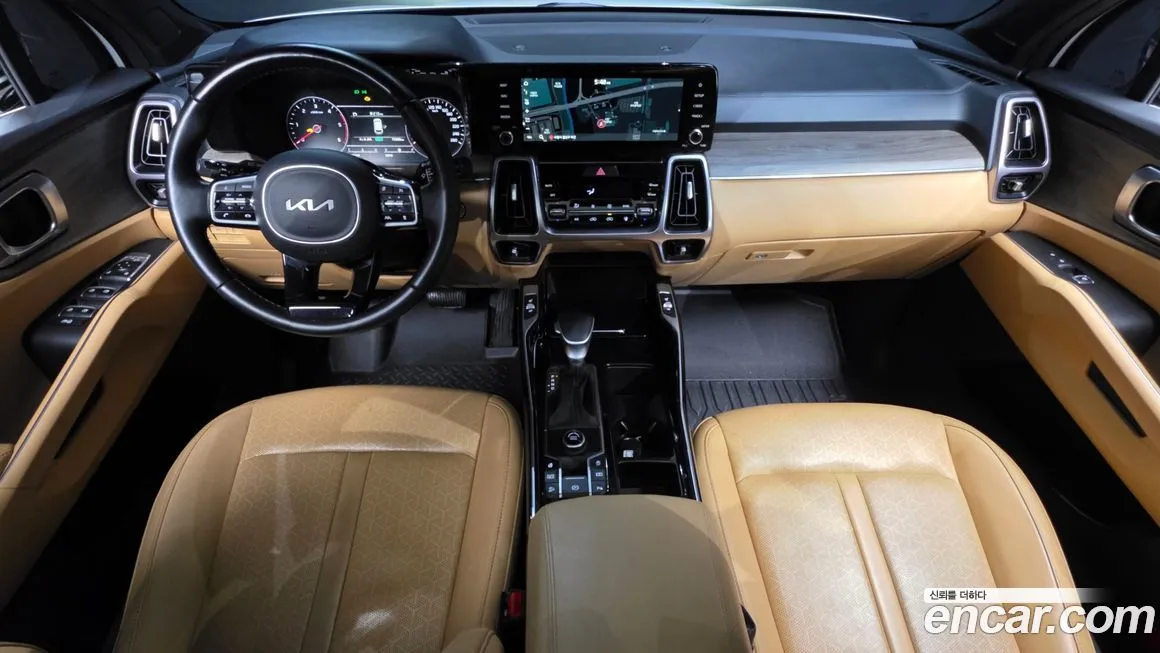 Kia Sorento — фото 8