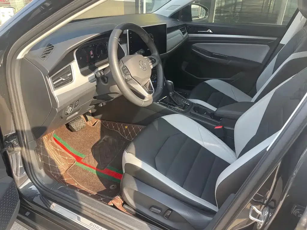 Volkswagen Bora 2022 из CN, фото 2