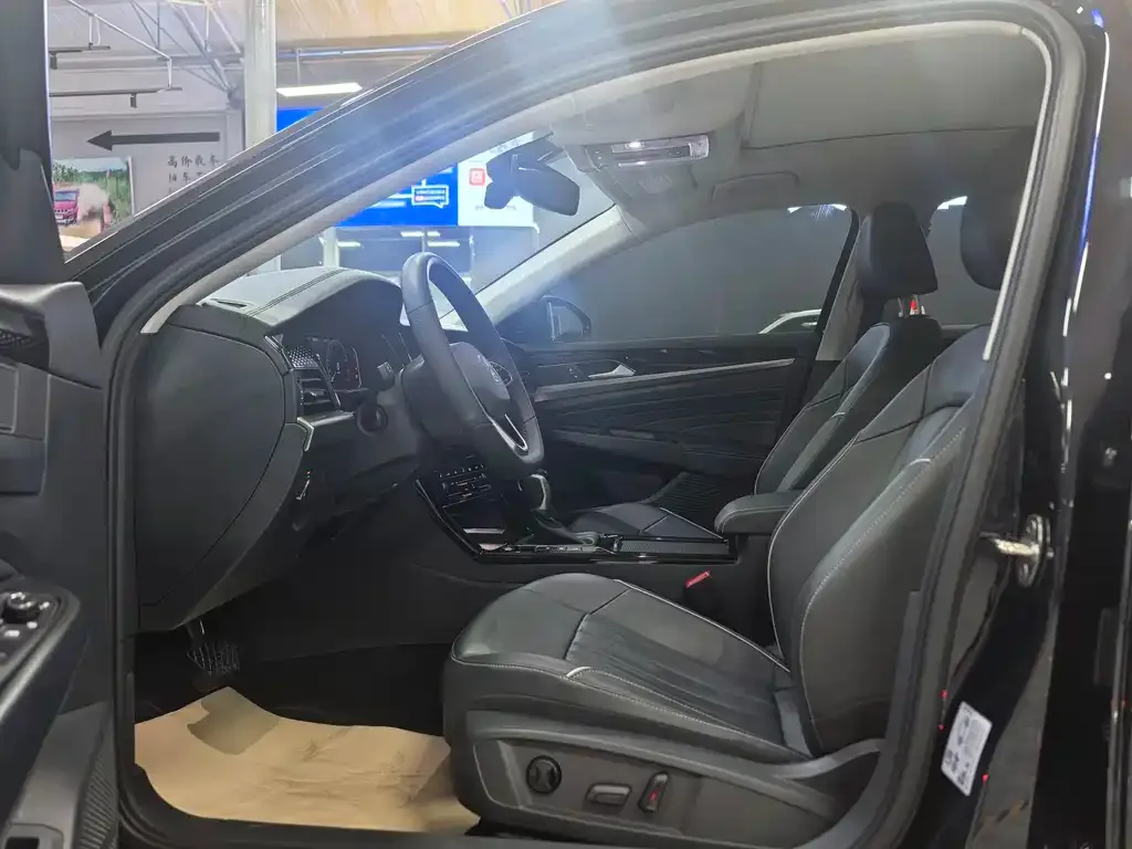 Volkswagen Passat — фото 4