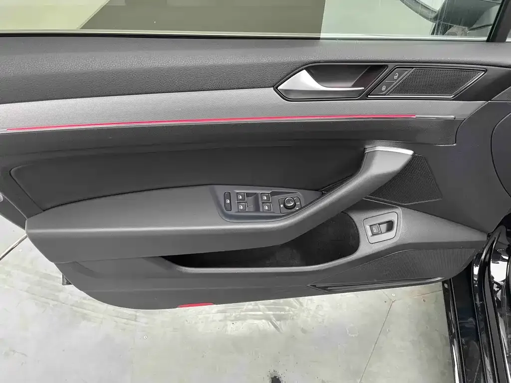 Volkswagen Magotan 2021 из CN, фото 7