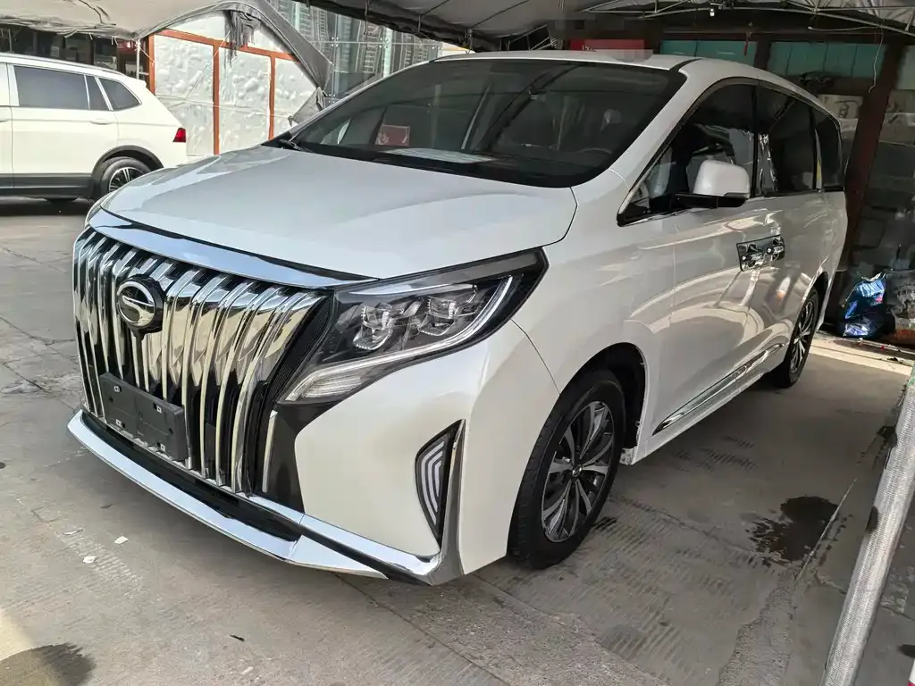 GAC Motor Trumpchi M8 — фото 1