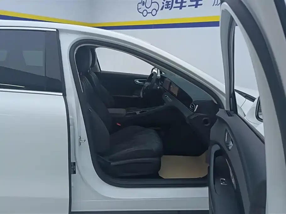 Roewe D7 2025 из CN, фото 6