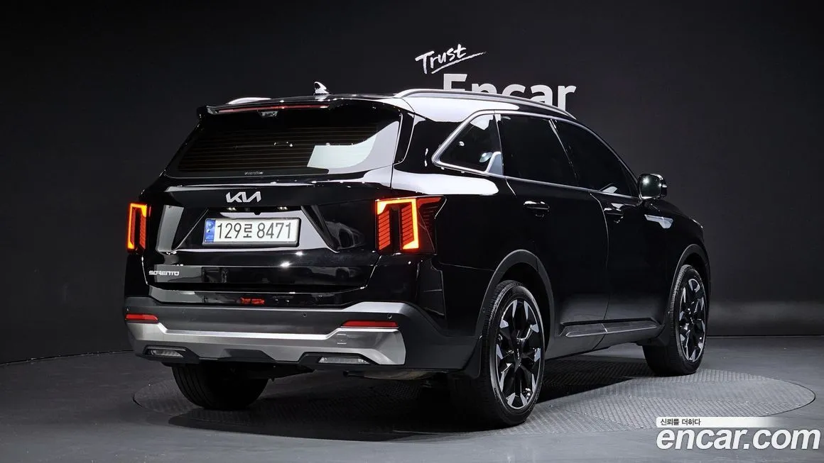 Kia Sorento — фото 3