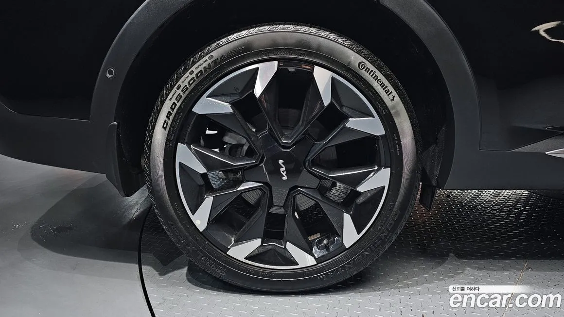 Kia Sorento — фото 6