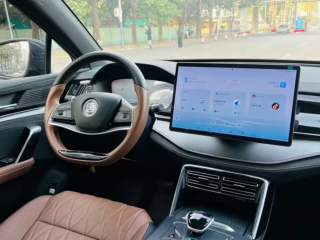 BYD Tang New Energy 2023 из CN, фото 8