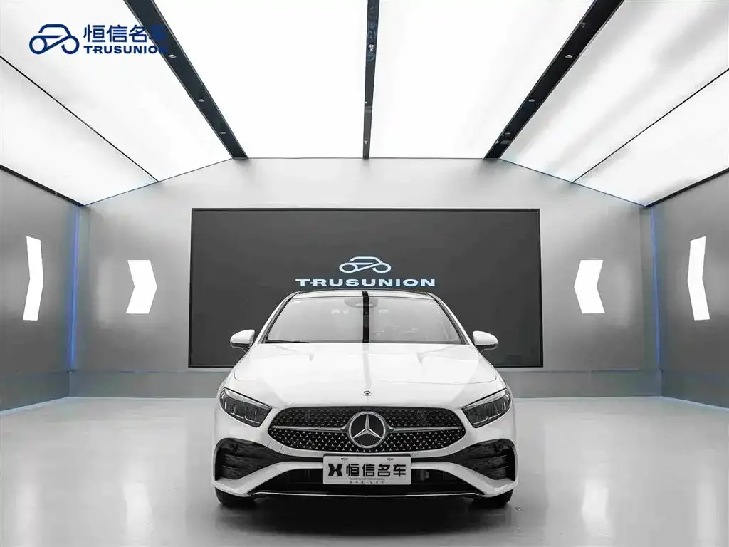 Mercedes-Benz A-Class 2023 из CN, фото 3