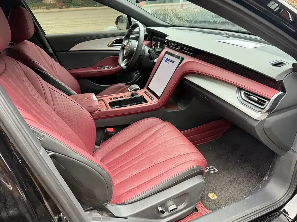 Hongqi H5 2025 из CN, фото 4