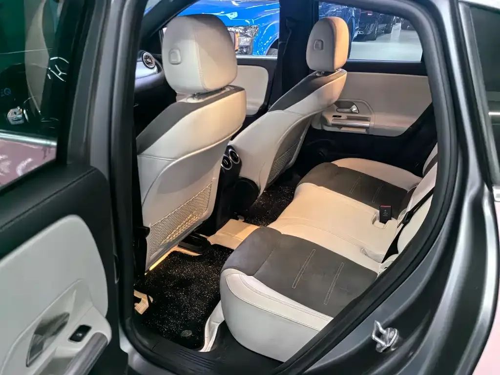 Mercedes-Benz EQA 2021 из CN, фото 2