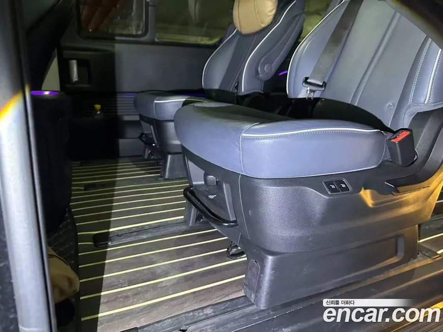 Hyundai Staria 2025 из KR, фото 4