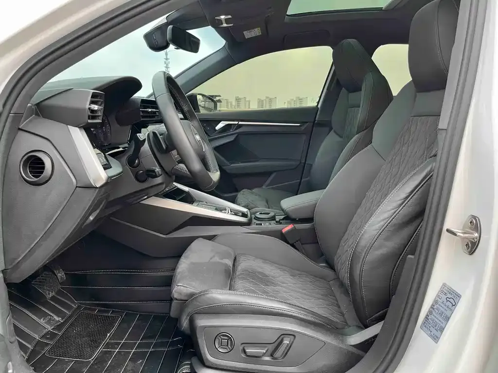 Audi A3 2022 из CN, фото 6