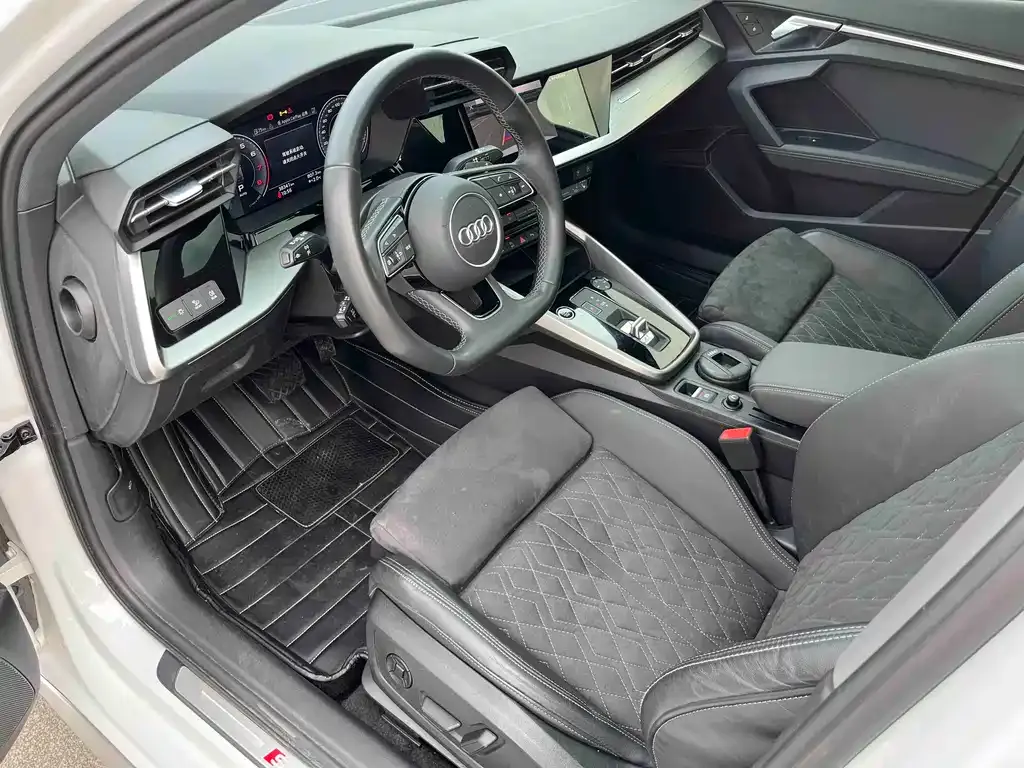 Audi A3 2022 из CN, фото 2