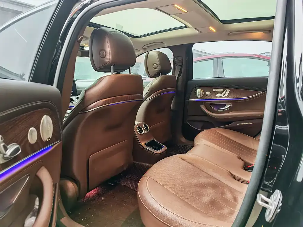 Mercedes-Benz E-Class 2021 из CN, фото 10