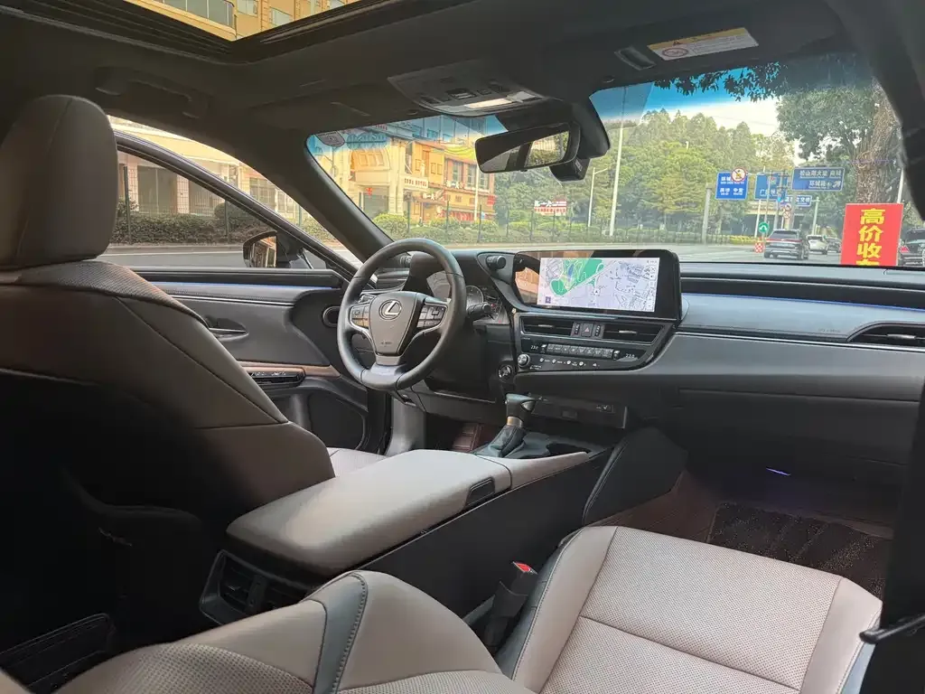 Lexus ES 2024 из CN, фото 2
