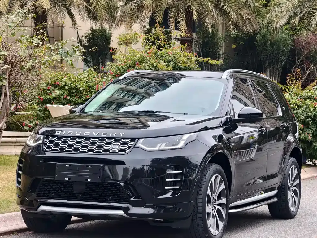 Land Rover Discovery Sport — фото 1