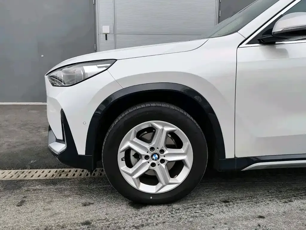 BMW X1 — фото 4