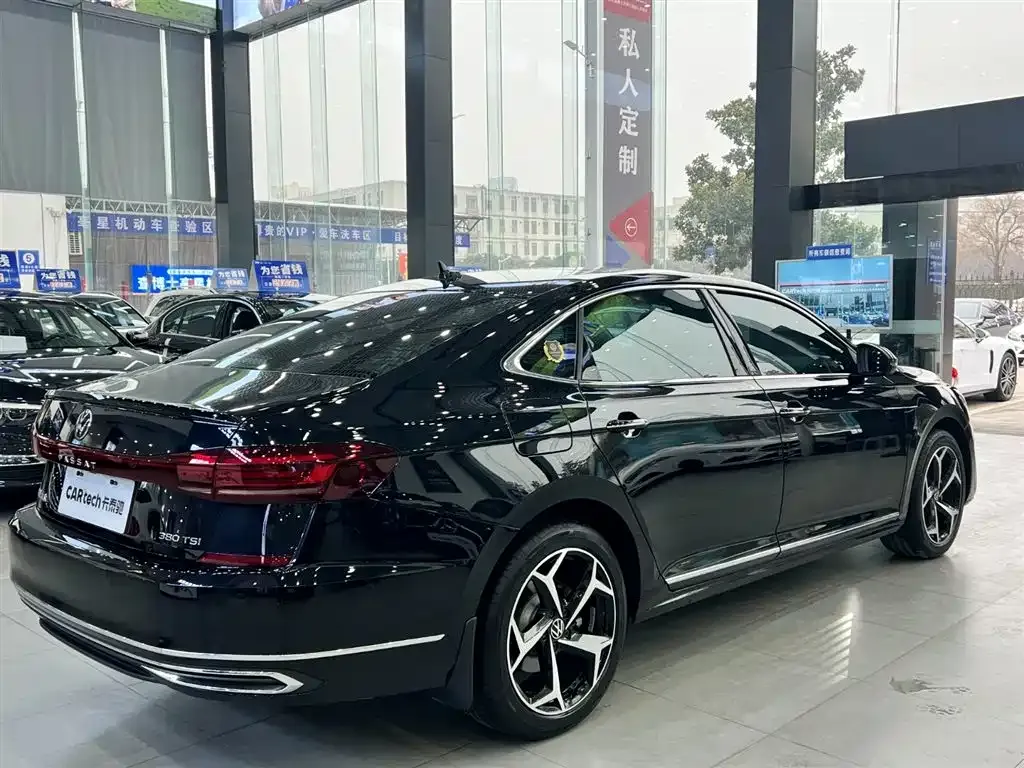 Volkswagen Passat 2025 из CN, фото 6