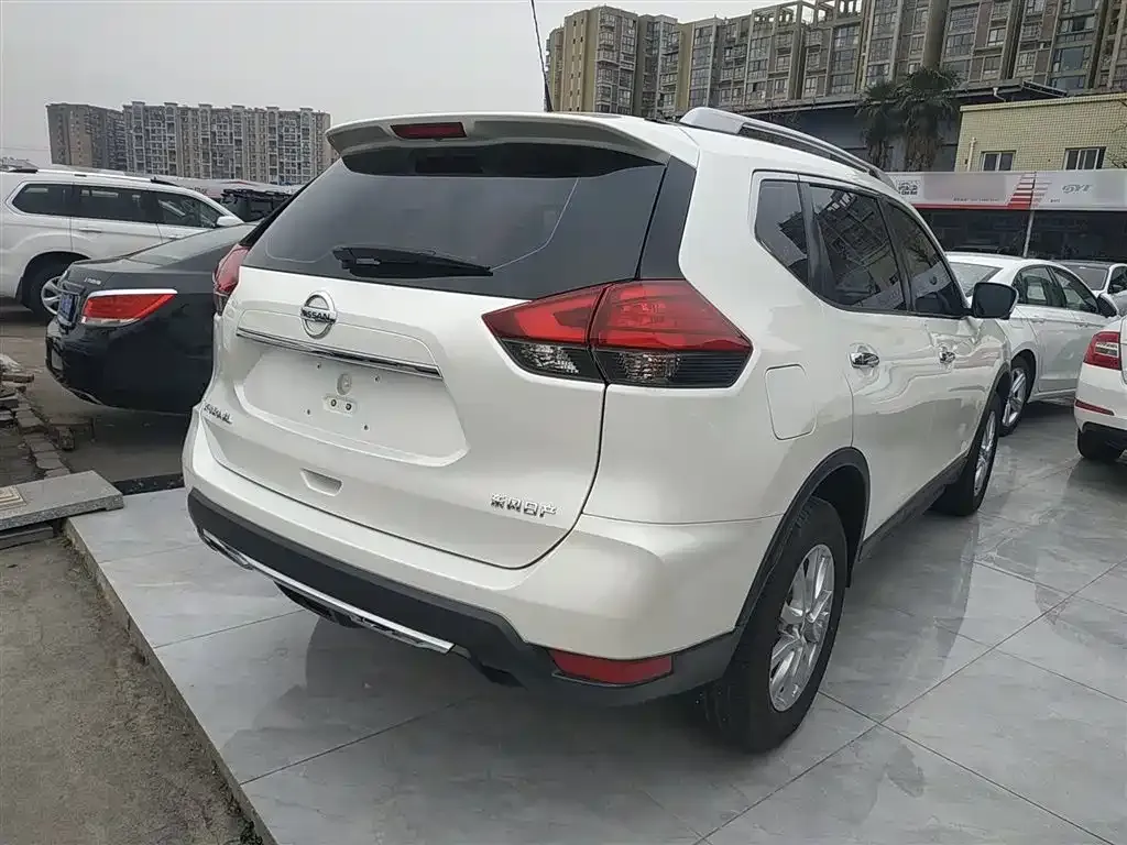 Nissan X-Trail 2024 из CN, фото 2