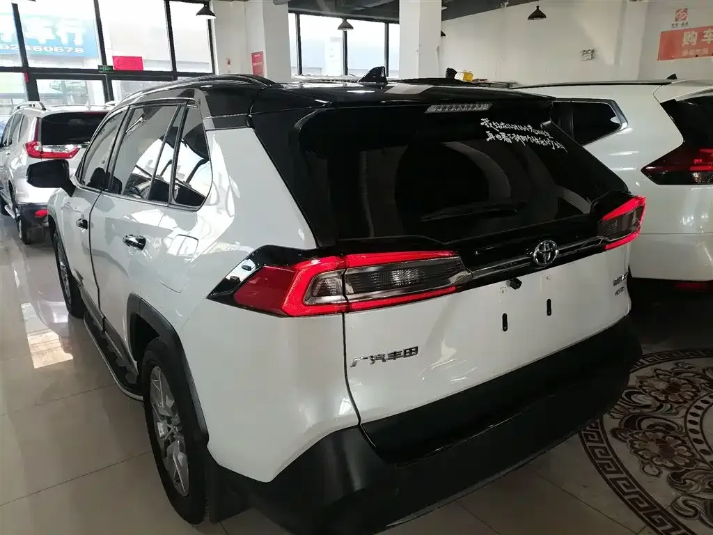 Toyota Wildlander 2024 из CN, фото 10