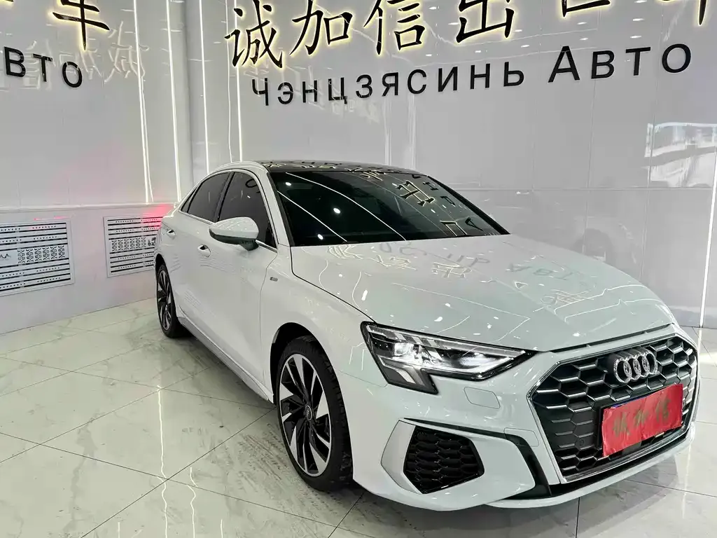 Audi A3 2023 из CN, фото 10