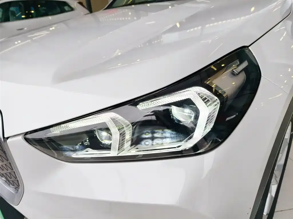 BMW iX1 2025 из CN, фото 6