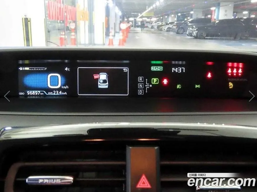 Toyota Prius 2022 из KR, фото 10