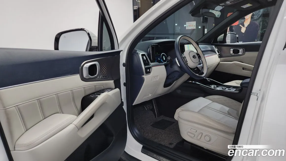 Kia Sorento — фото 9