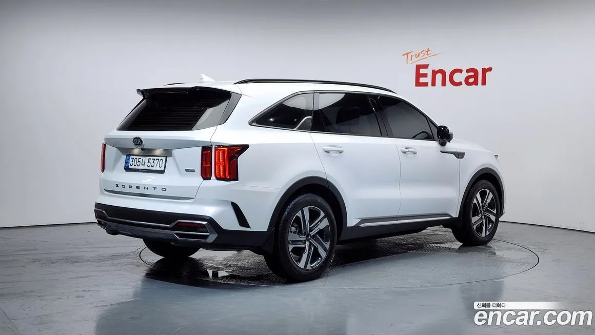 Kia Sorento — фото 4