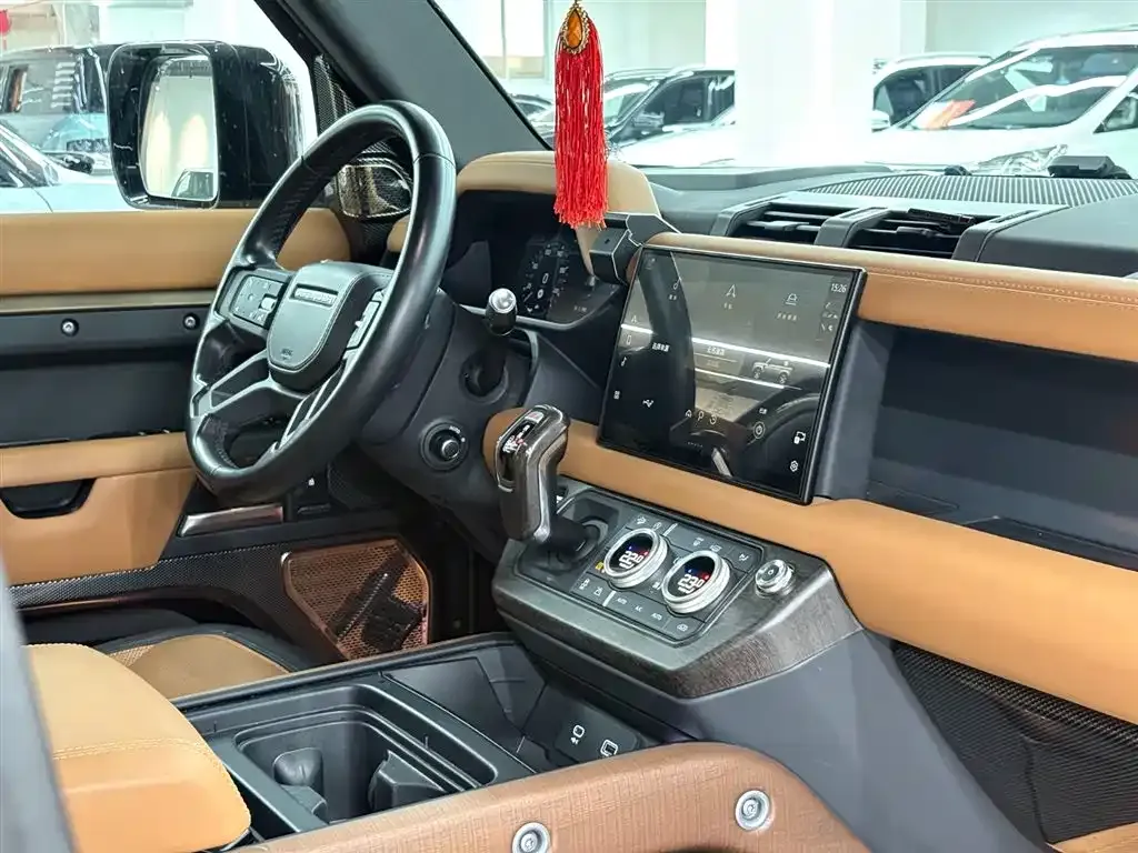 Land Rover Defender 2022 из CN, фото 2