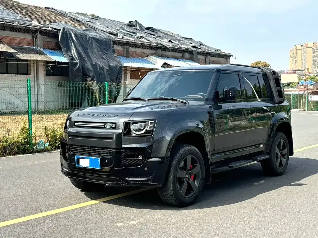 Land Rover Defender — фото 1