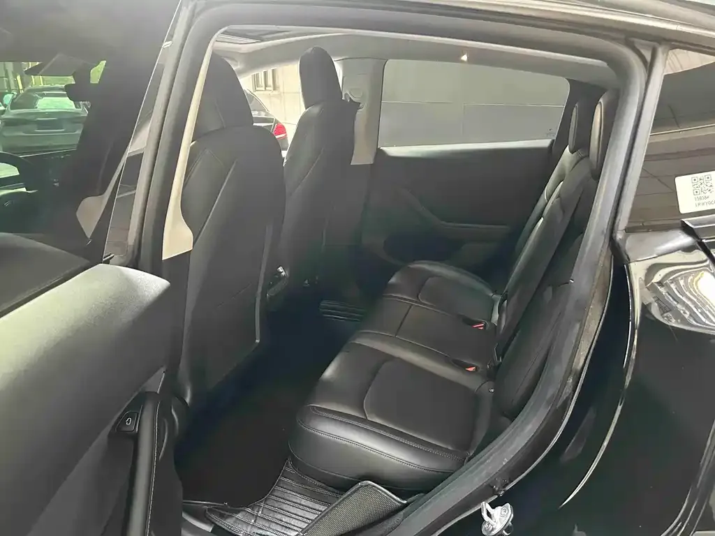 Tesla Model Y 2021 из CN, фото 2