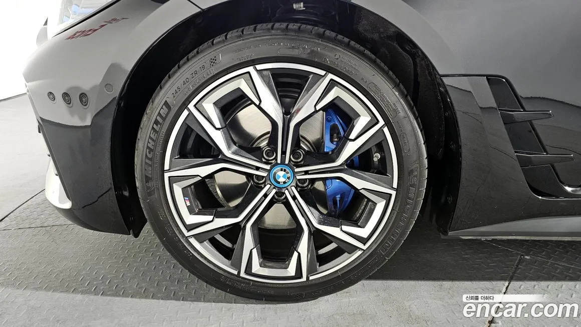 BMW i4 2024 из KR, фото 10