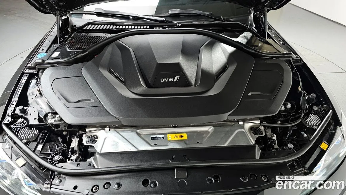 BMW i4 2024 из KR, фото 9