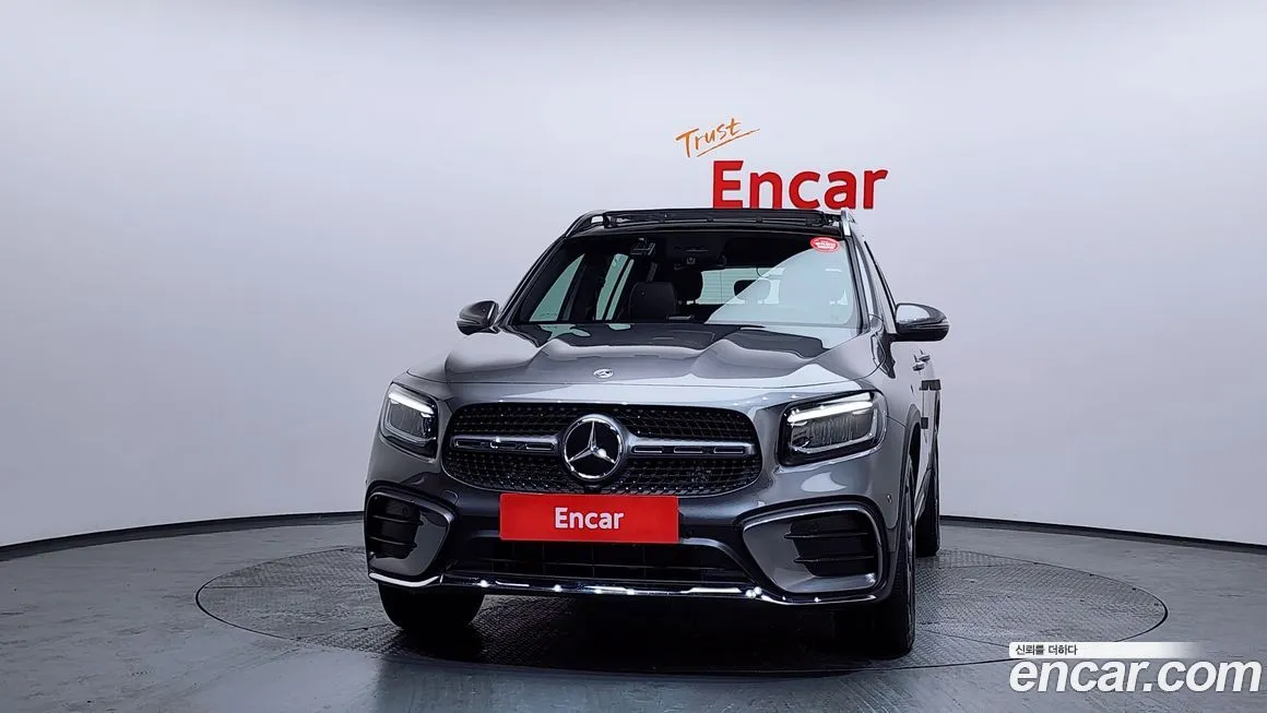 Mercedes-Benz GLB-Class — фото 2