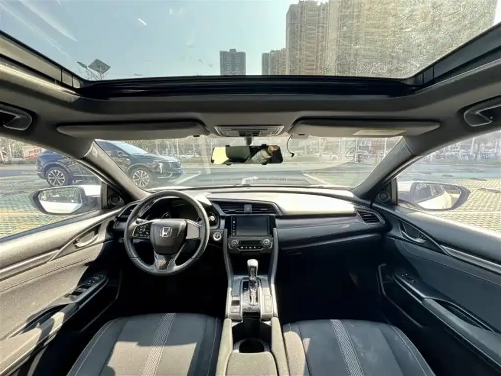 Honda Civic 2022 из CN, фото 3