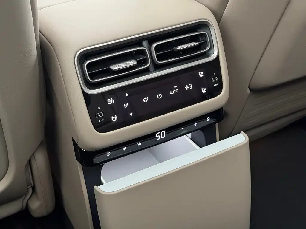 Li Auto i6 2026 из CN, фото 2
