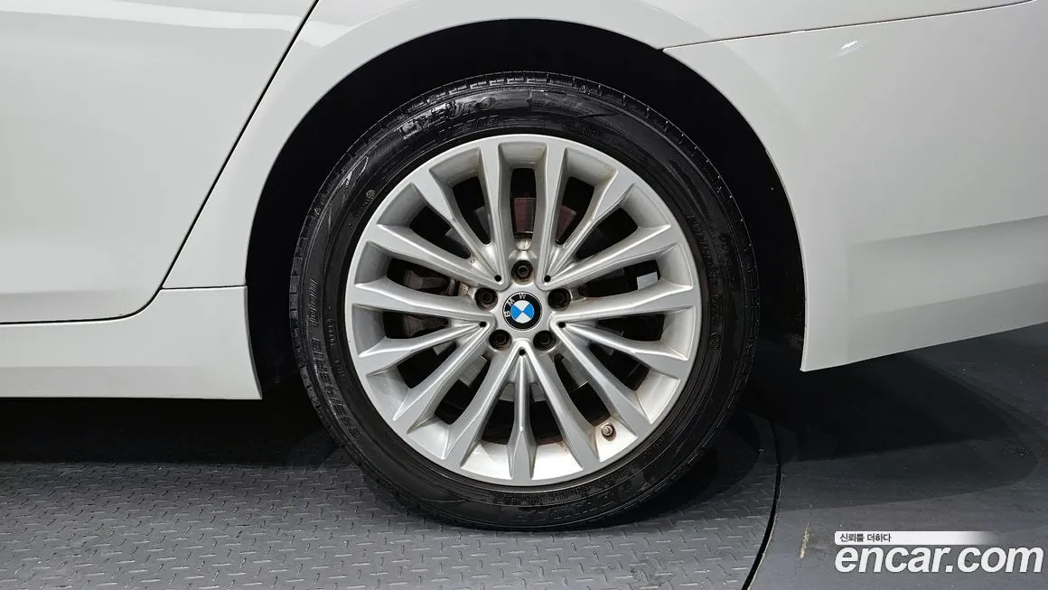 BMW 5-Series 2021 из KR, фото 5