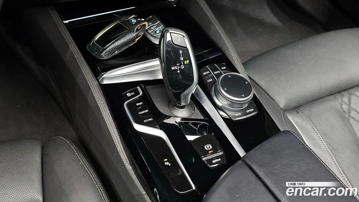 BMW 5-Series 2021 из KR, фото 8