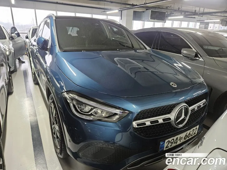 Mercedes-Benz GLA-Class — фото 8
