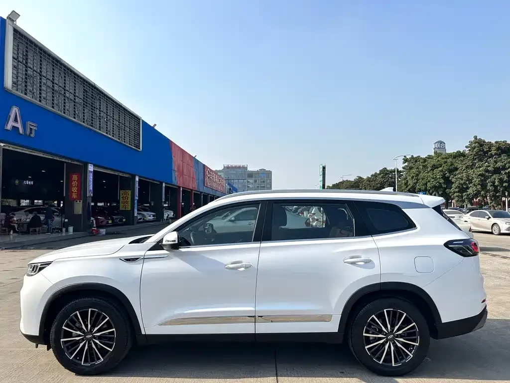 Chery Tiggo 8 PLUS — фото 4