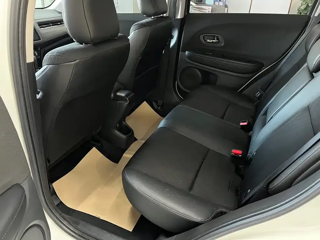 Honda Vezel 2022 из CN, фото 7